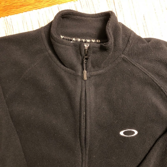 oakley fleece jacket